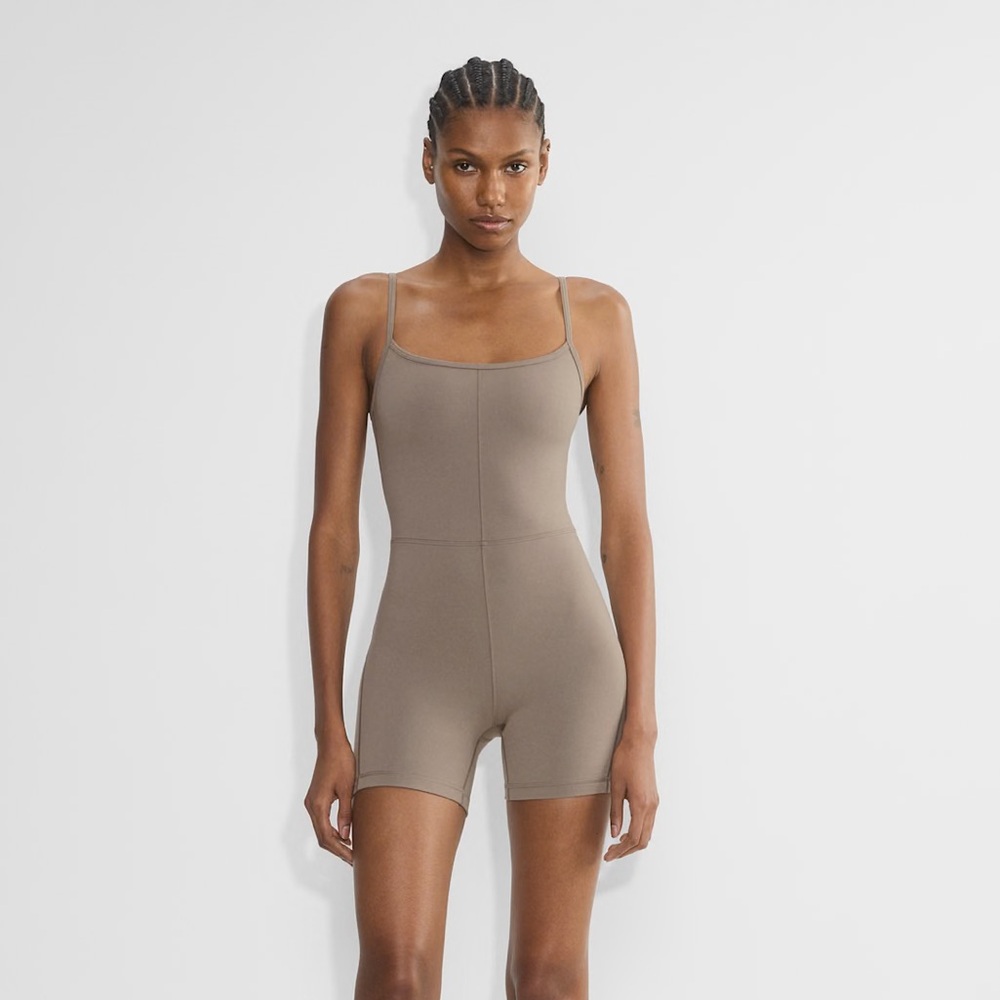 Aritzia Wilfred Free Divinity Romper 5" - Size Medium